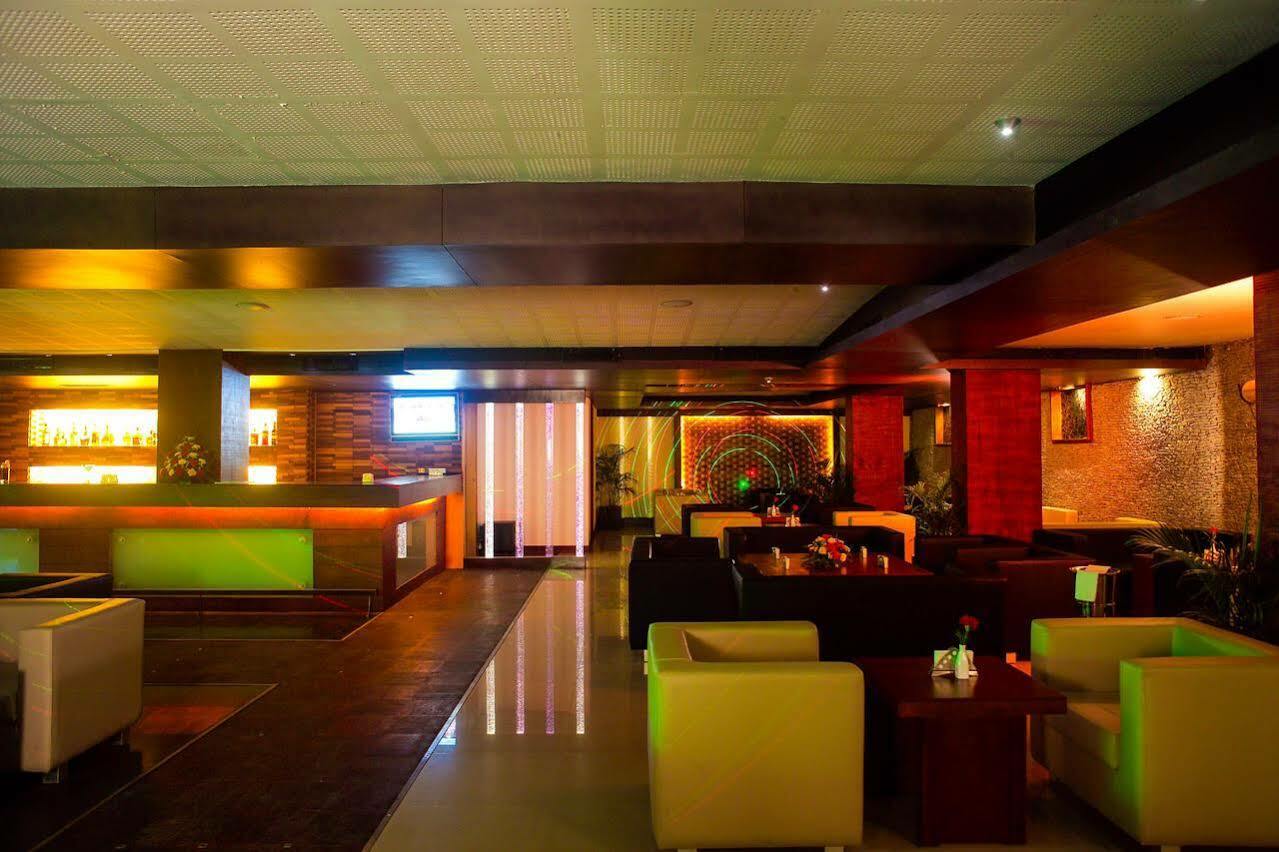 Park Connect Otel Kochi Dış mekan fotoğraf
